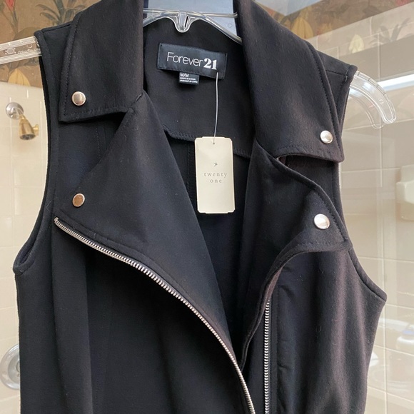 NWT Forever 21 Dress - Picture 3 of 5